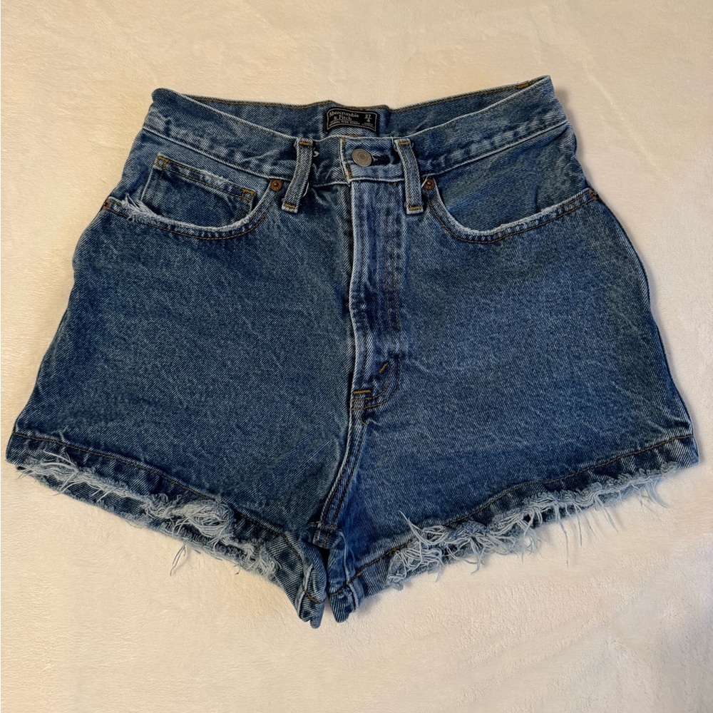 Abercrombie mom shorts